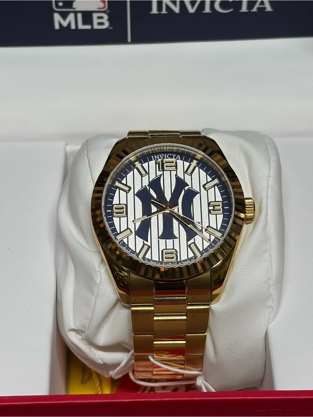 Invicta Men's New York Yankees Gold-Tone Stainless Steel Watch - White/Blue Dial